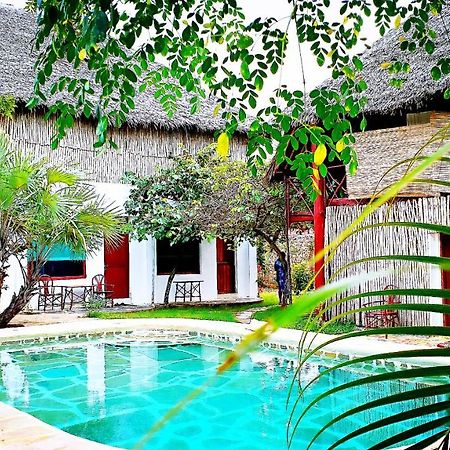 Diani Hostel Diani Beach Zewnętrze zdjęcie