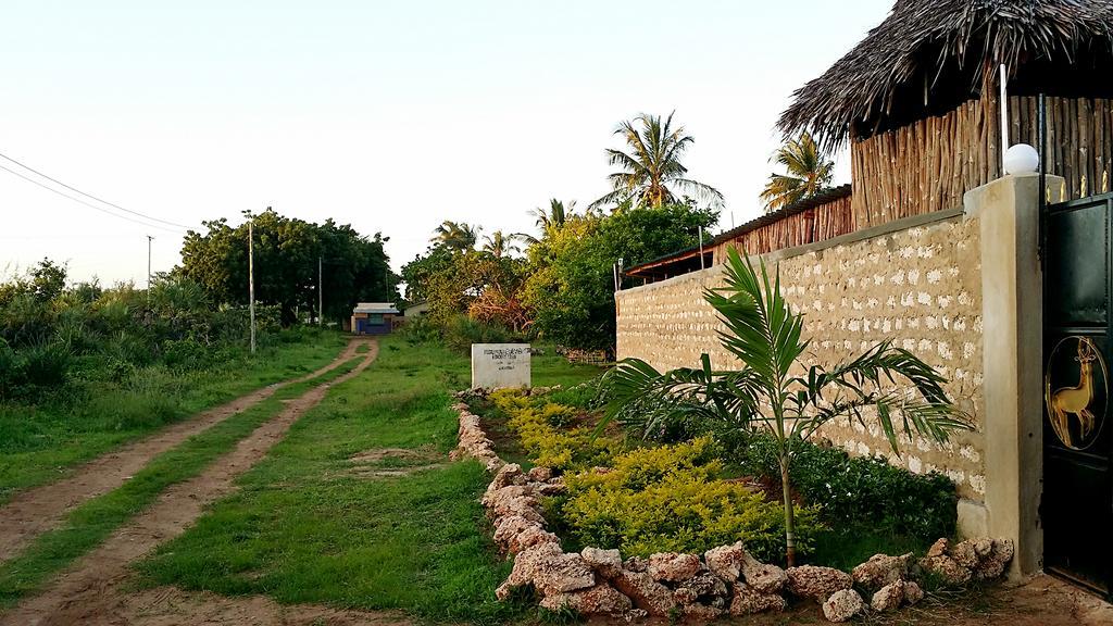 Diani Hostel Diani Beach Zewnętrze zdjęcie