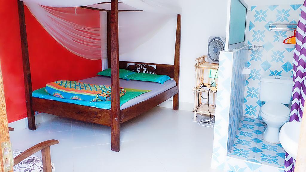 Diani Hostel Diani Beach Zewnętrze zdjęcie